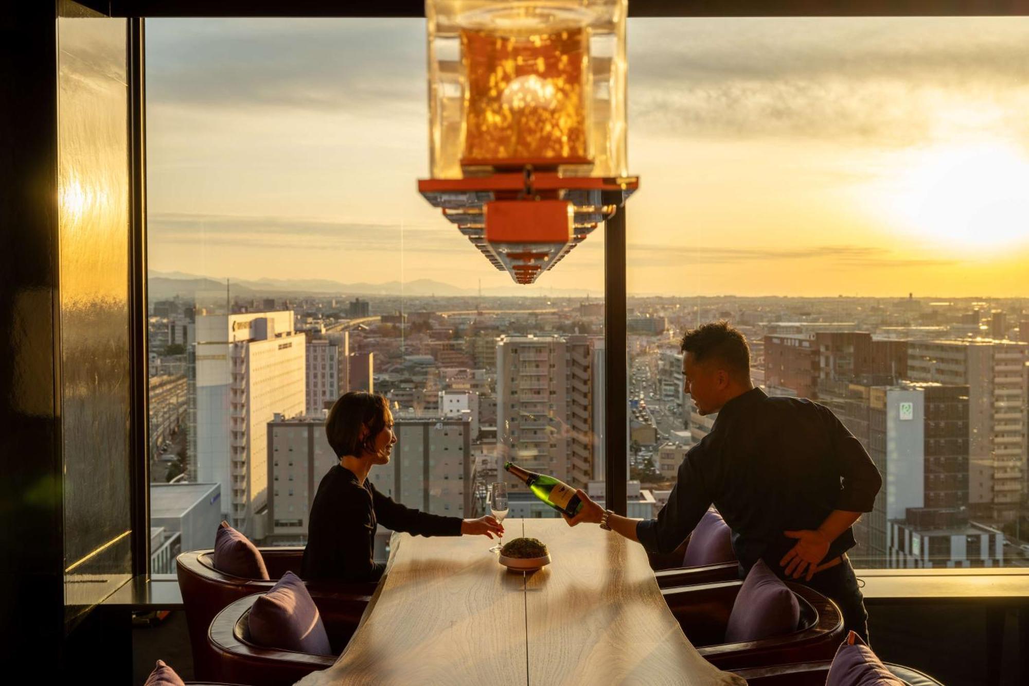 Hyatt Centric Kanazawa Exteriér fotografie The 360° Sky Lounge