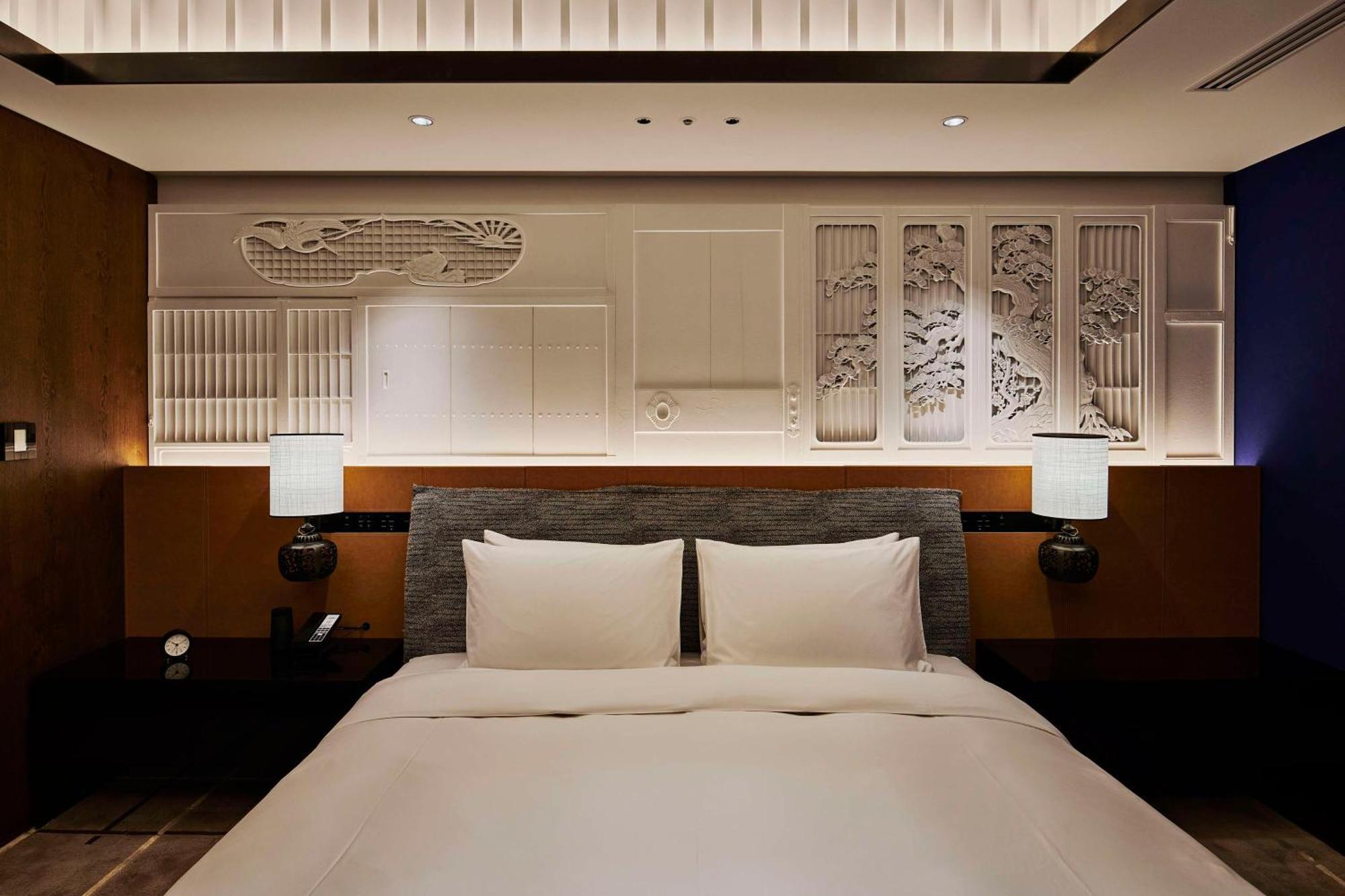 Hyatt Centric Kanazawa Exteriér fotografie A bedroom at the hotel